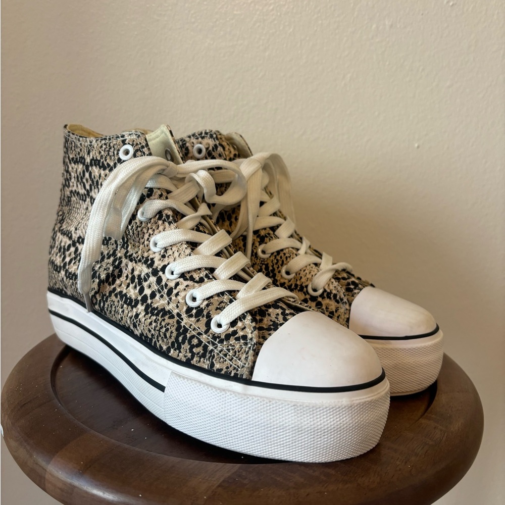 Animal print platform sneakers size 10 womens